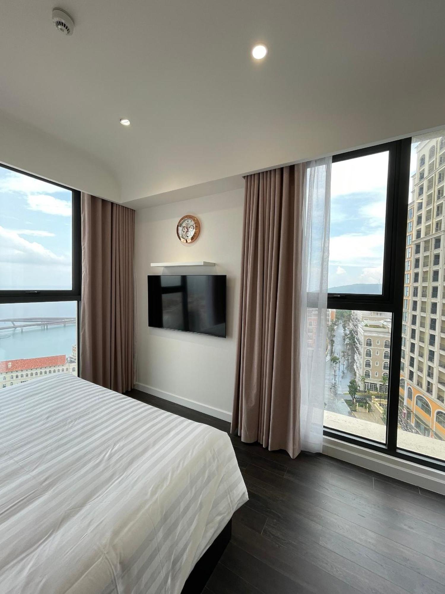 Times Corner Sorrento Boutique Hotel Фу Куок Екстериор снимка